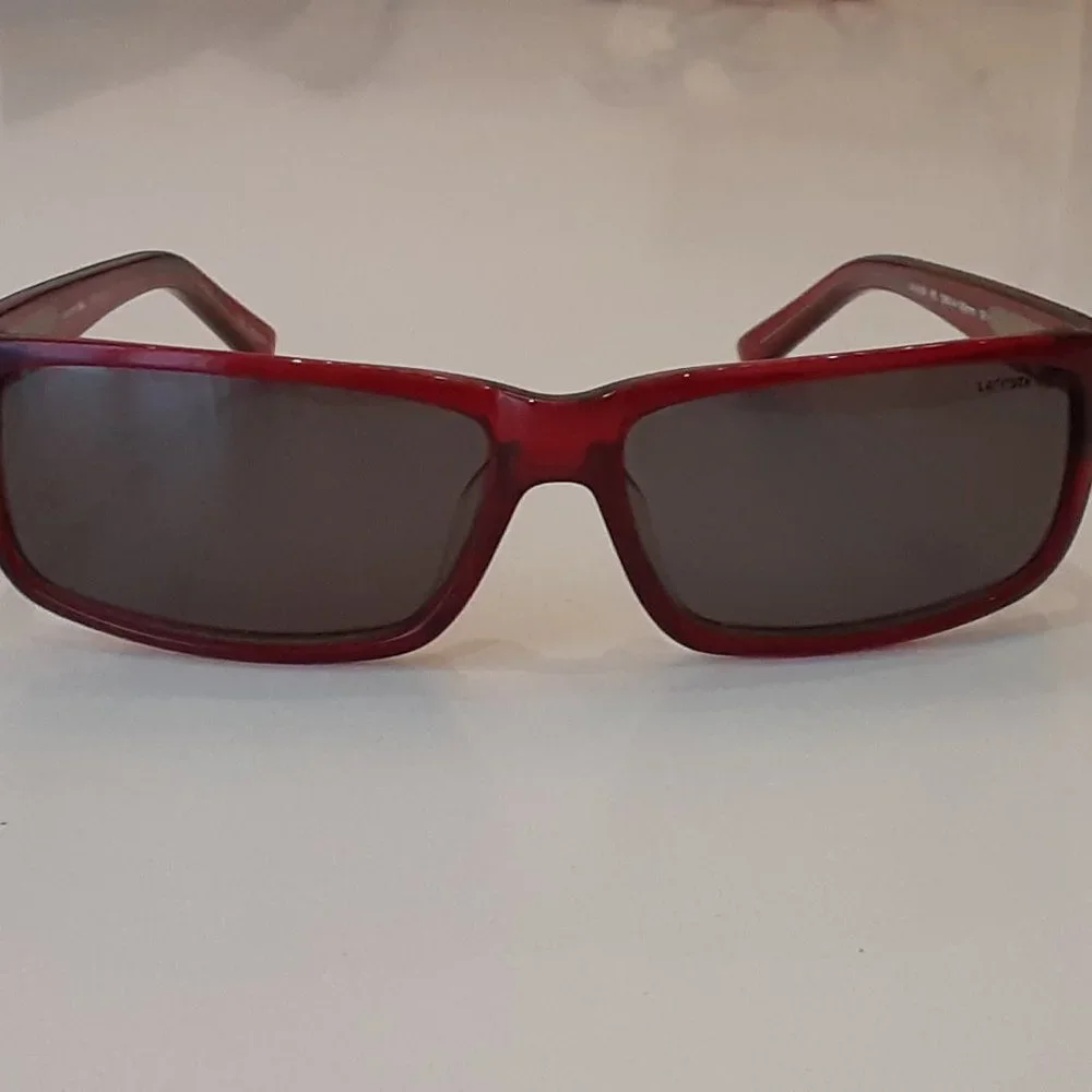 Lacoste Dark Red sunglasses